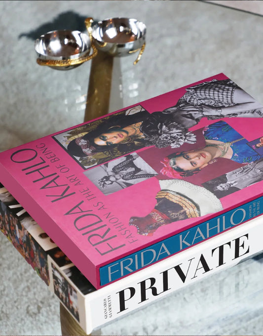 LIBRO FRIDA KAHLO FASHION AS THE ART OF BEING