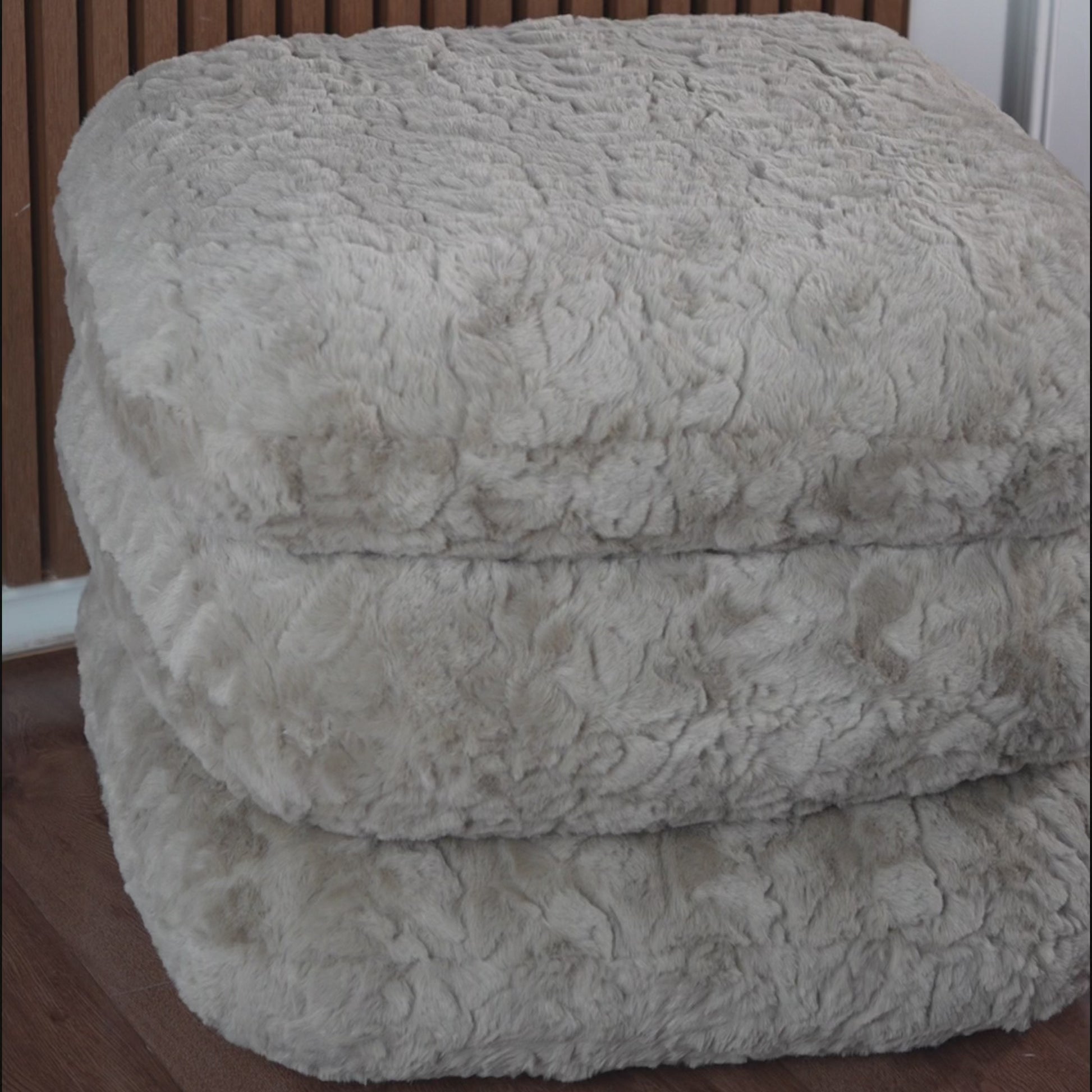 TABURETE AMIRA ZEN PIEDMONT - LINEA B